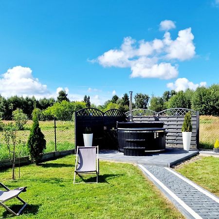 Diamenty Baltyku Domki Wakacyjne Balia Z Jacuzzi Mielenko Exterior foto